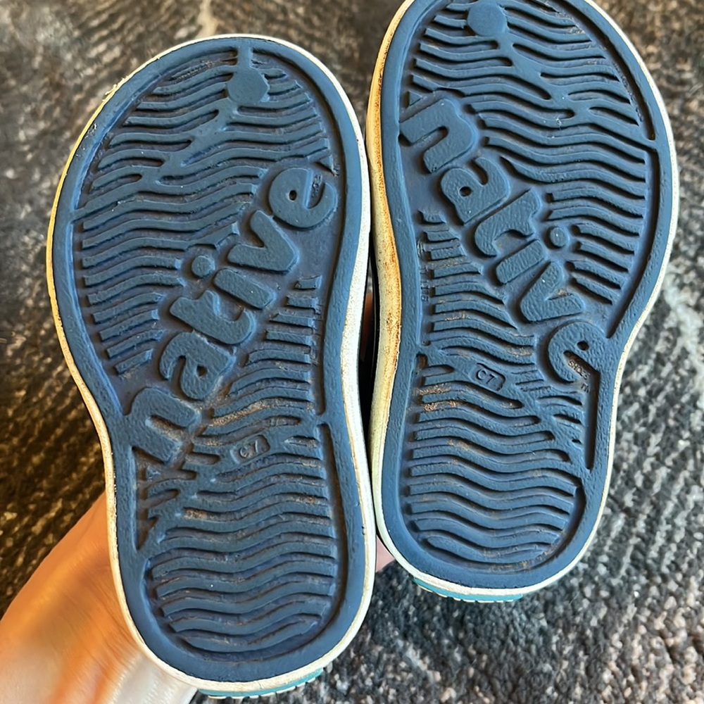 Native shoes - Picture 4 of 4